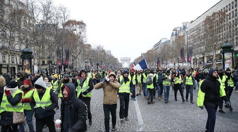 جانب من تظاهرات فرنسا